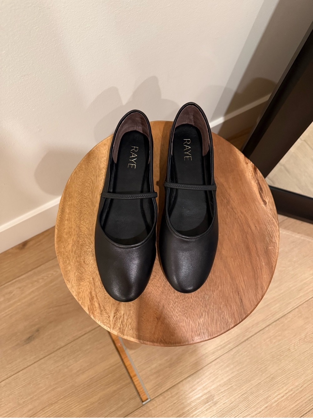 RAYE Black Flats